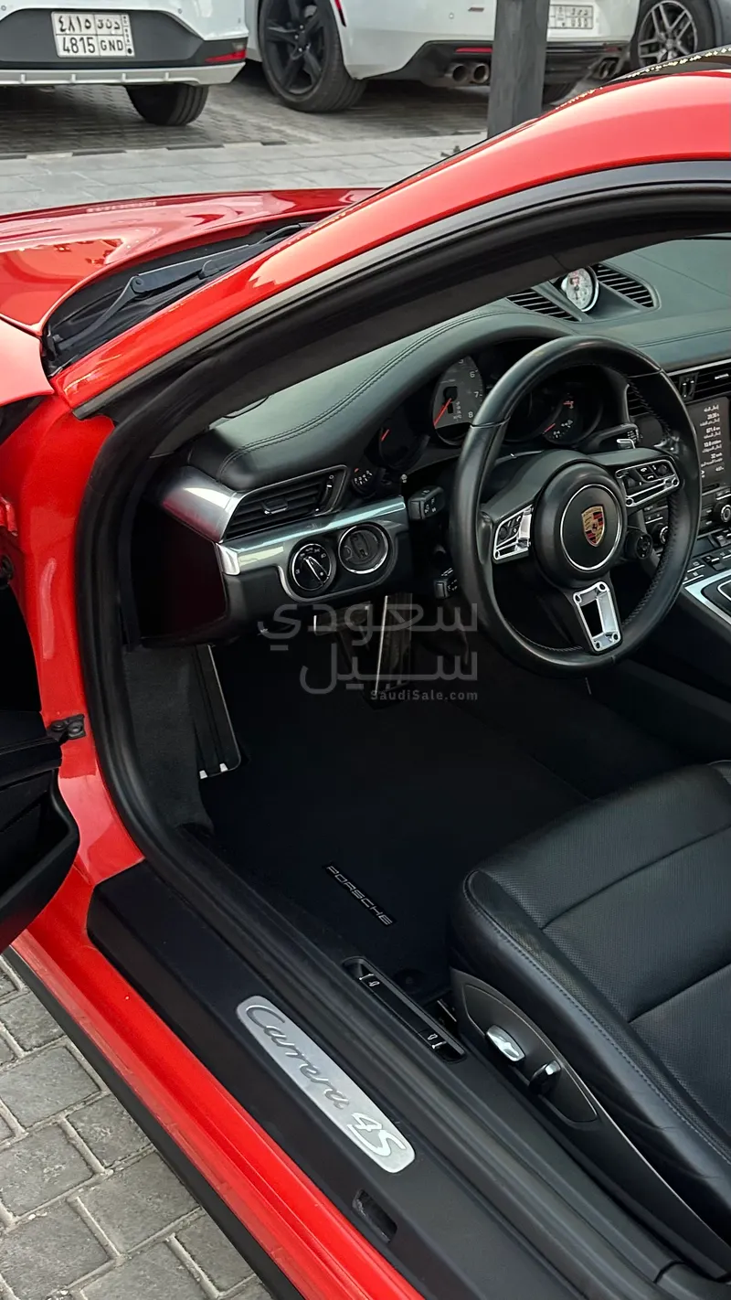 2017 بورش 911 كاريرا 4 اس