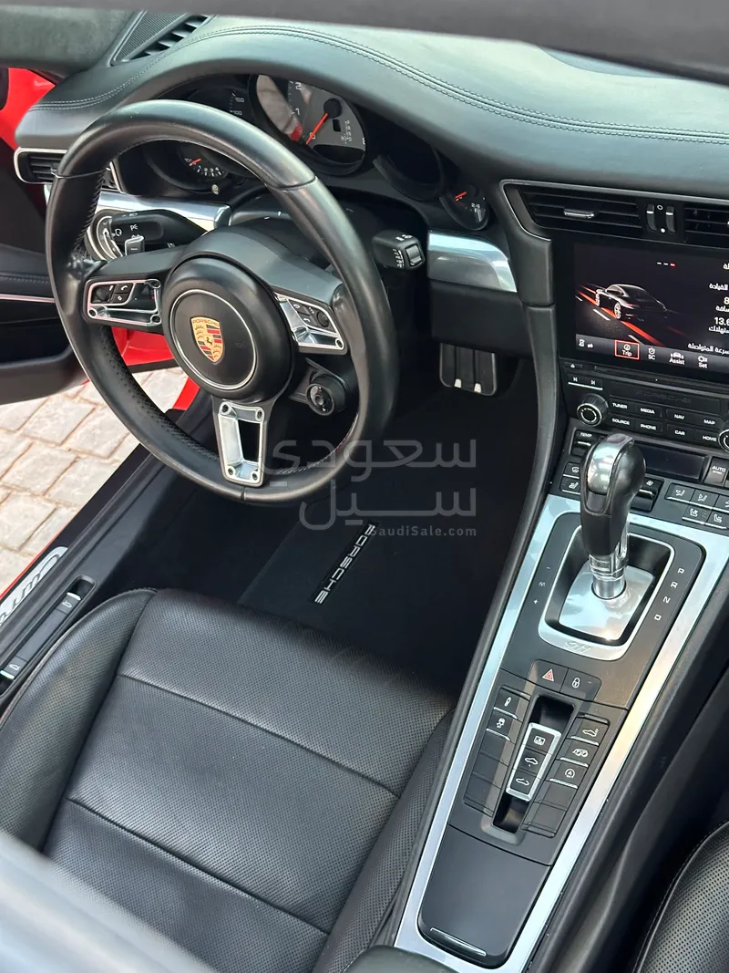 2017 بورش 911 كاريرا 4 اس