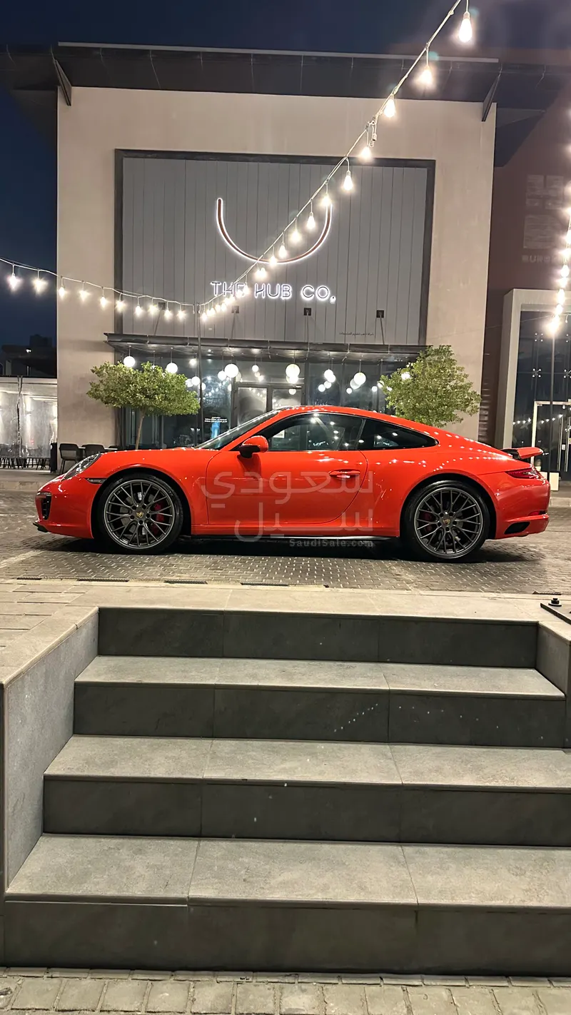2017 بورش 911 كاريرا 4 اس