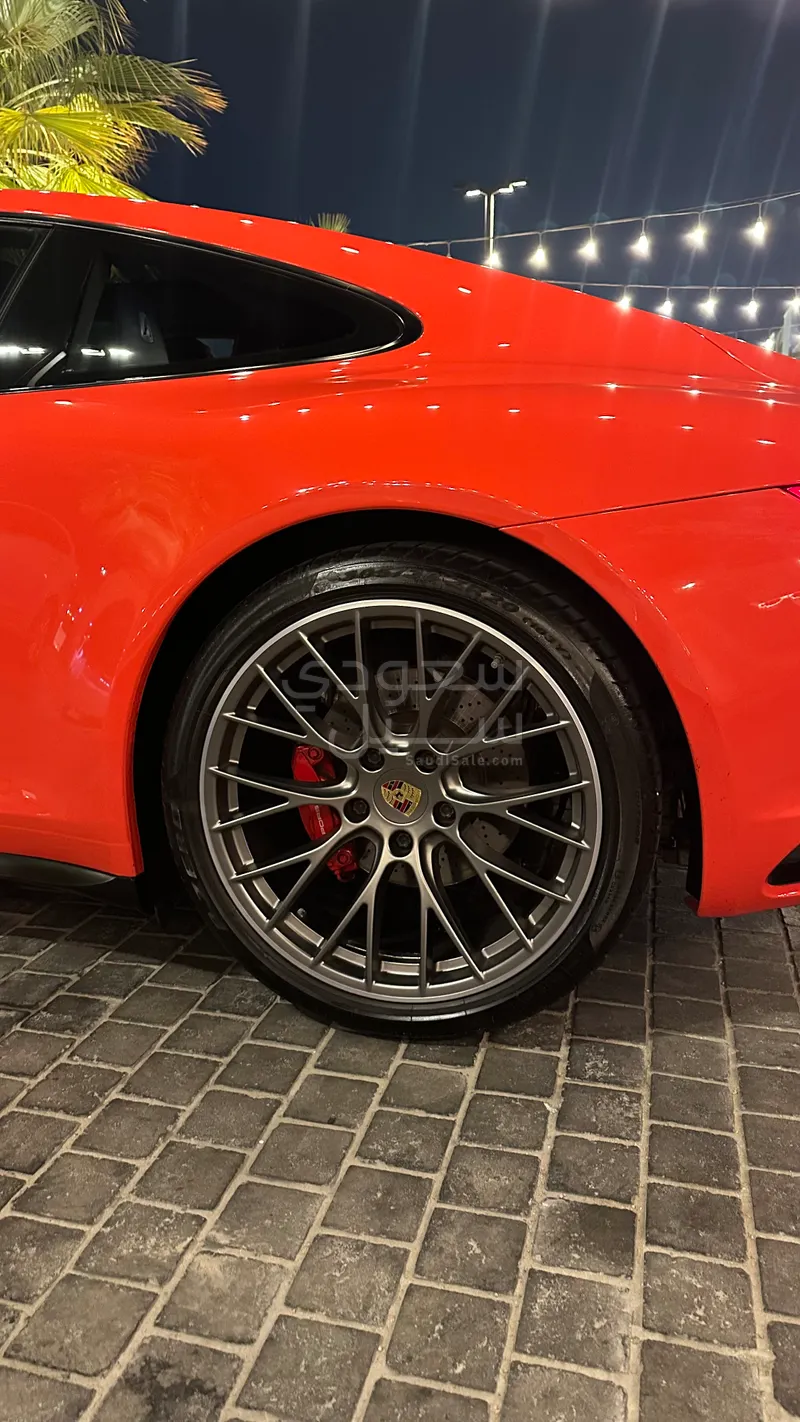 2017 بورش 911 كاريرا 4 اس