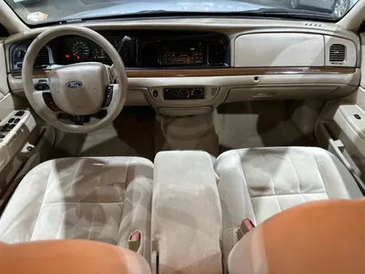 2008 فورد كراون فكتوريا