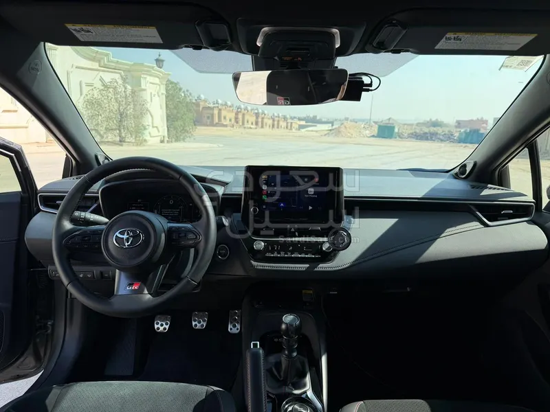 2023 تويوتا كورولا جي آر