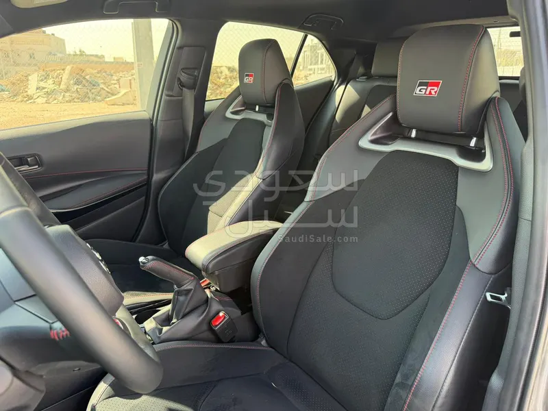 2023 تويوتا كورولا جي آر