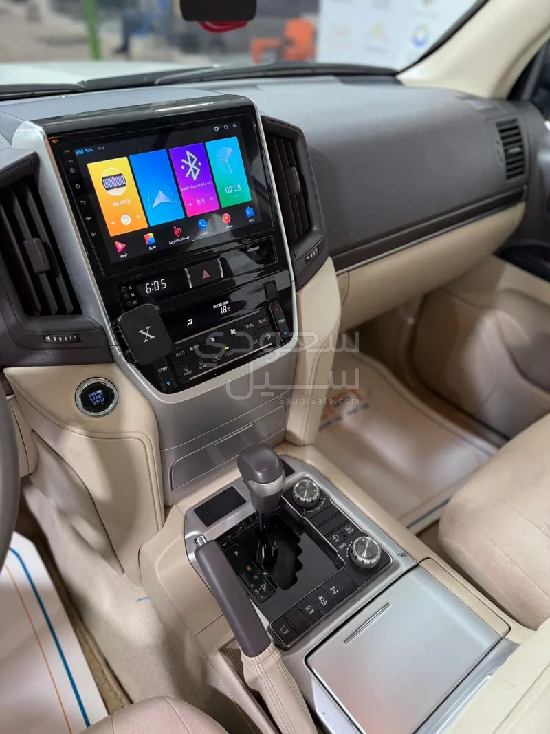 2019 تويوتا لاند كروزر جي اكس ار