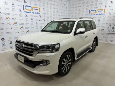 2019 تويوتا لاند كروزر جي اكس ار