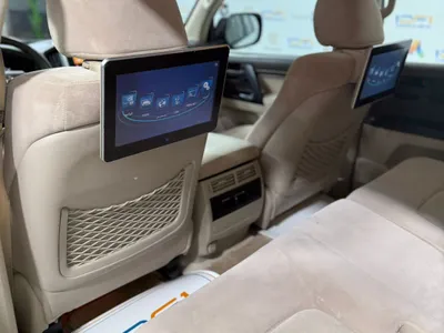 2019 تويوتا لاند كروزر جي اكس ار