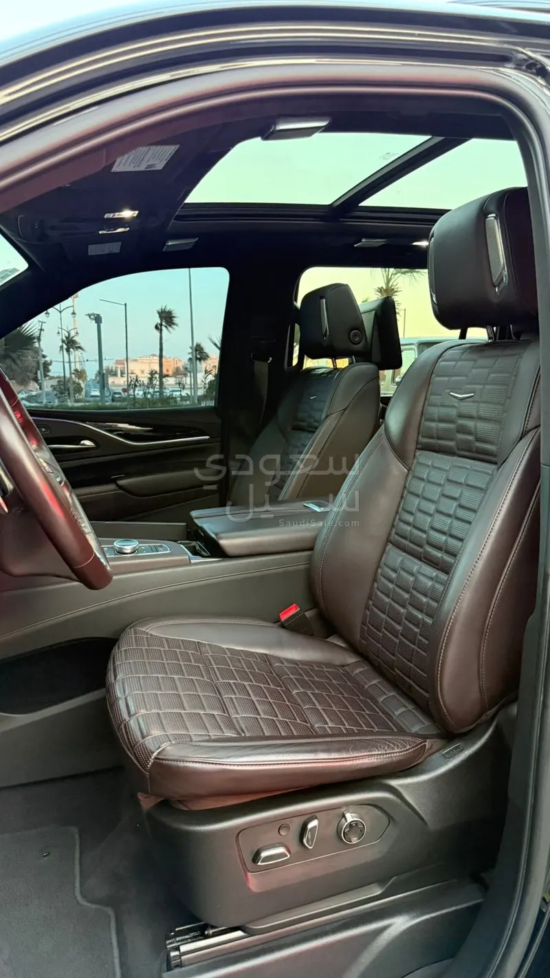 2023 Cadillac Escalade V