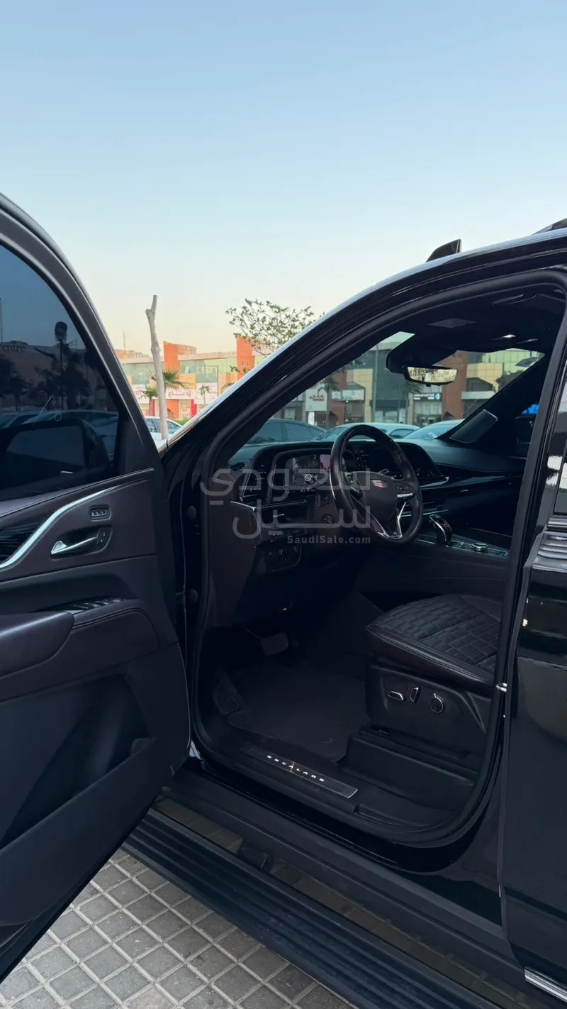 2023 Cadillac Escalade V