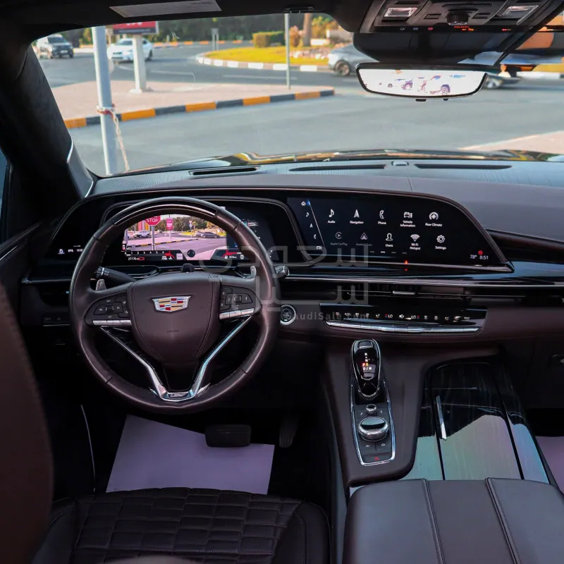 2023 كاديلاك اسكاليد في