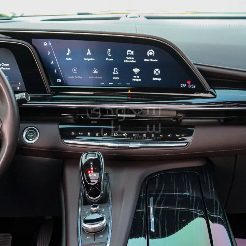 2023 كاديلاك اسكاليد في