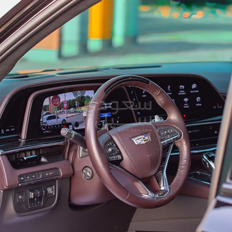 2023 كاديلاك اسكاليد في