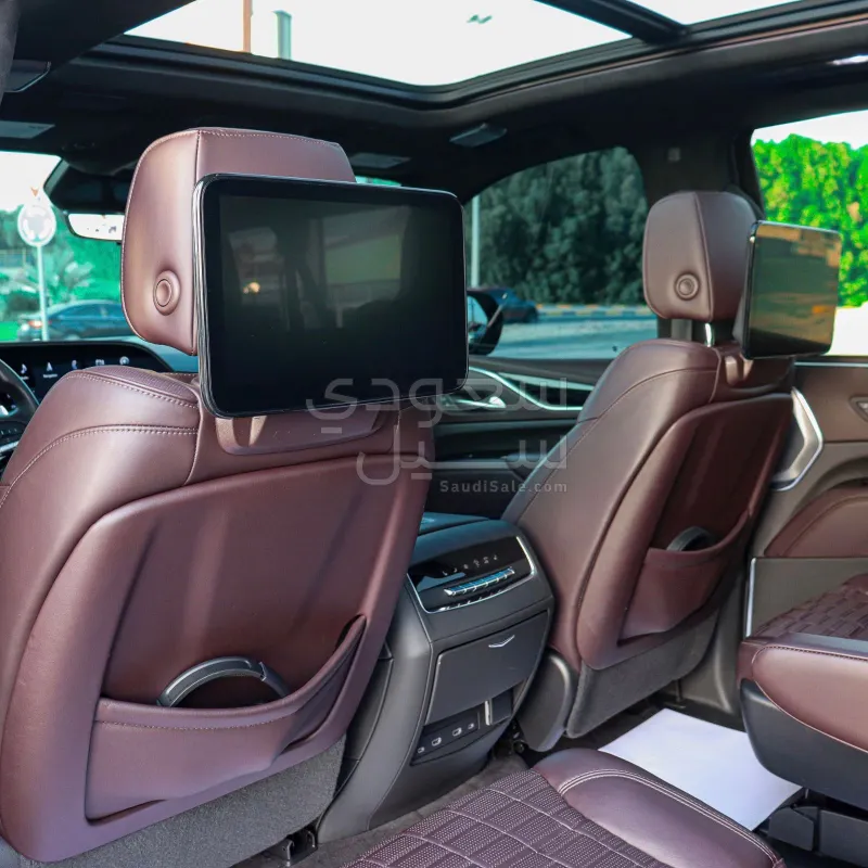 2023 كاديلاك اسكاليد في