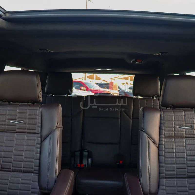 2023 كاديلاك اسكاليد في