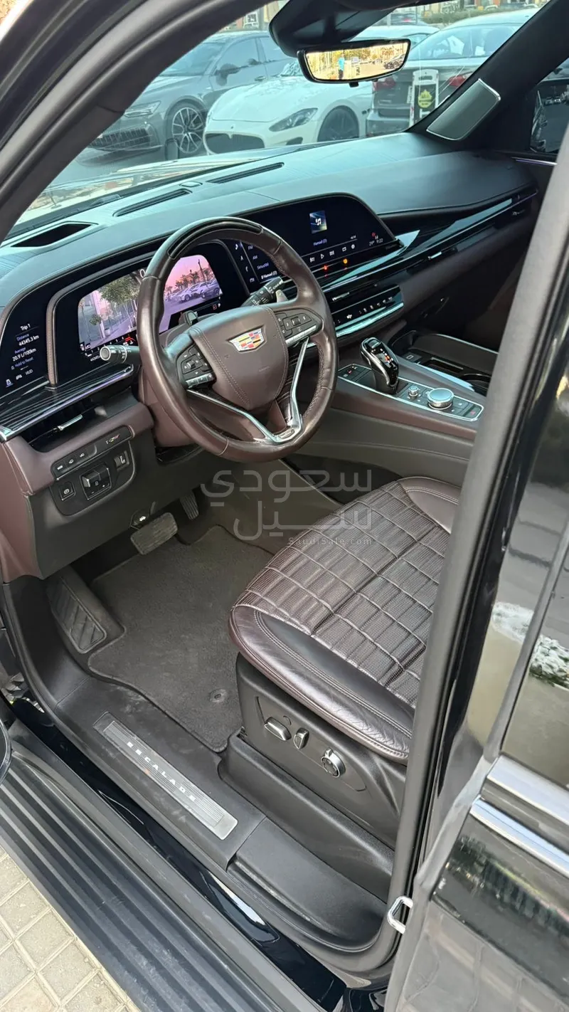 2023 Cadillac Escalade V