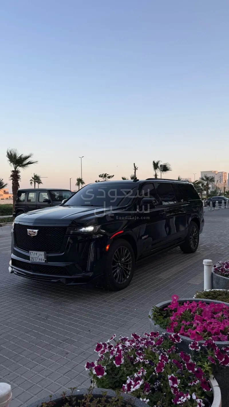 2023 Cadillac Escalade V