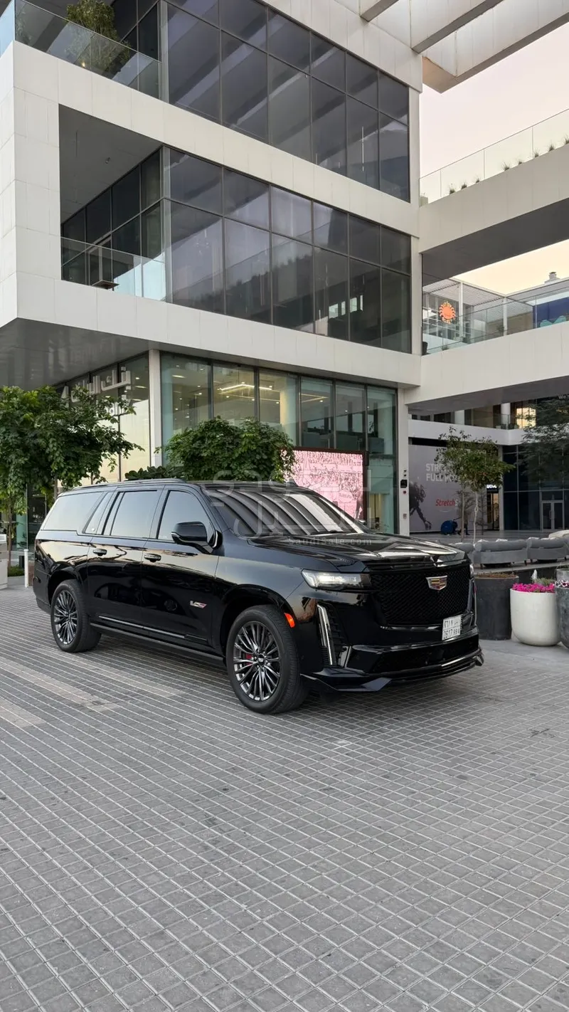 2023 Cadillac Escalade V