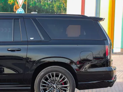 2023 كاديلاك اسكاليد في