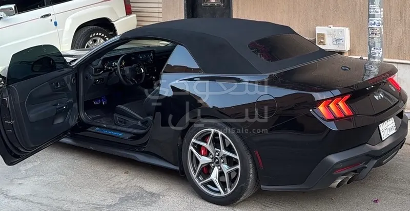 2024 فورد موستانغ جي تي بريميوم