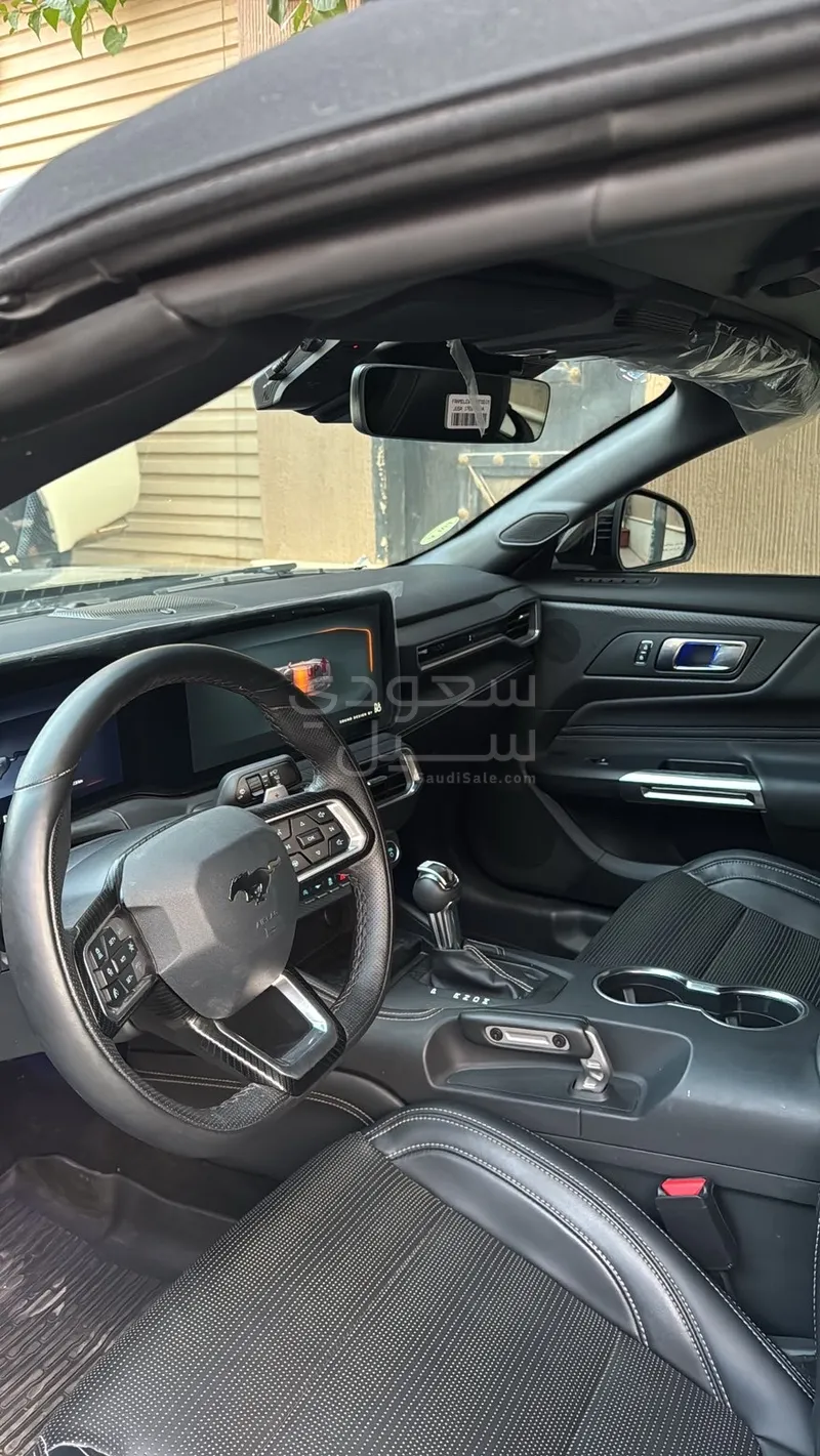 2024 فورد موستانغ جي تي بريميوم