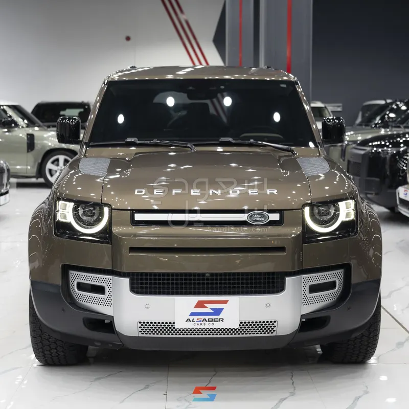2024 لاند روفر ديفيندر 110