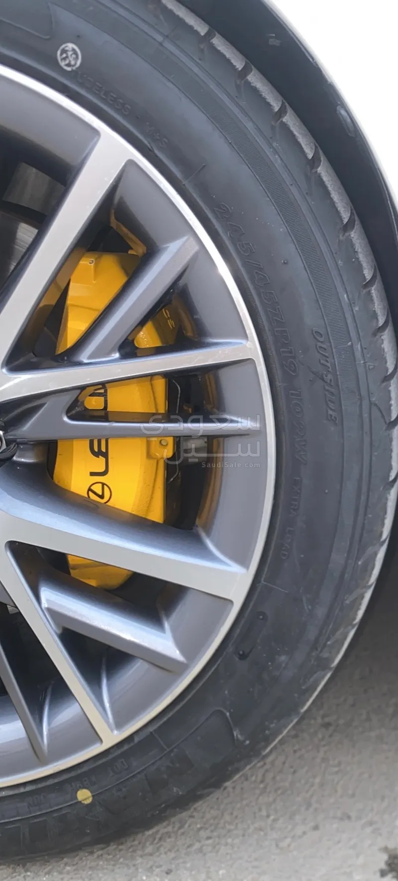 2017 لكزس جي إس 350