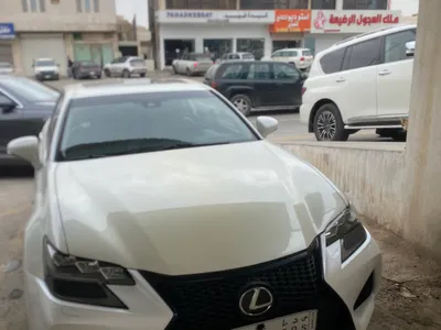 2017 لكزس جي إس 350