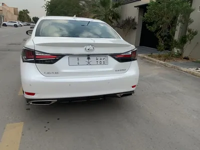 2017 لكزس جي إس 350