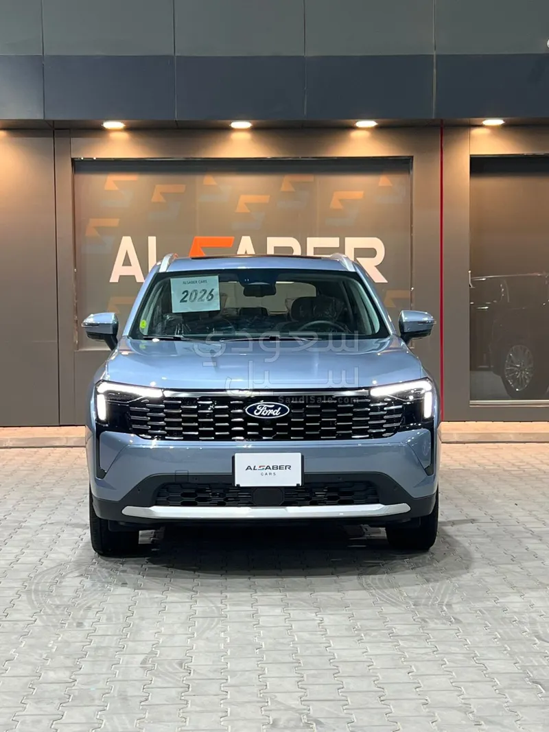 2026 فورد تيريتوري تيتانيوم بلس