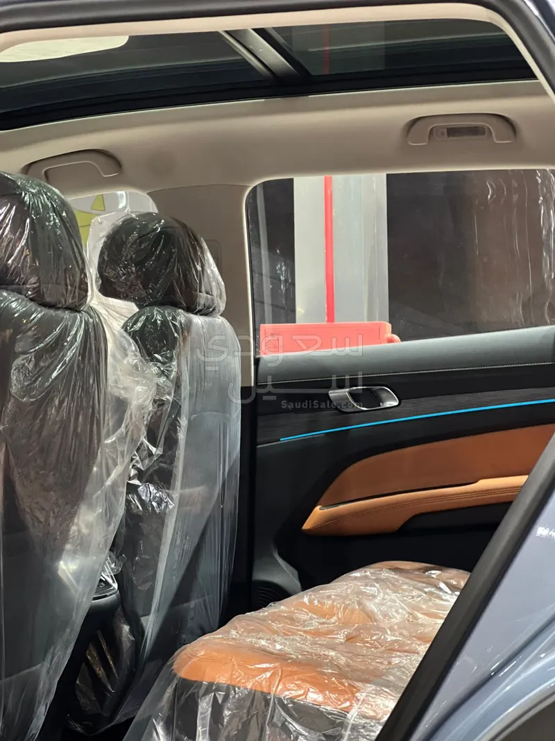 2026 فورد تيريتوري تيتانيوم بلس