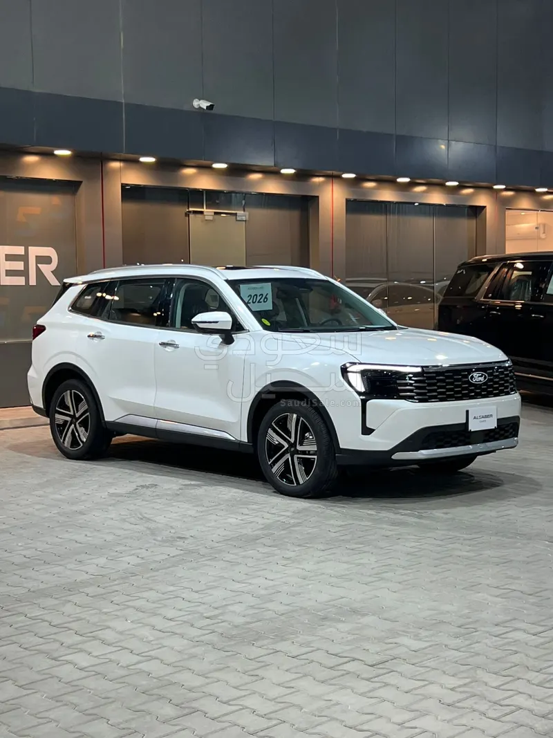 2026 فورد تيريتوري تيتانيوم بلس