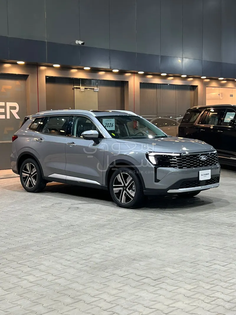 2026 فورد تيريتوري تيتانيوم بلس