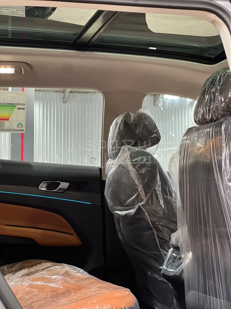 2026 فورد تيريتوري تيتانيوم بلس