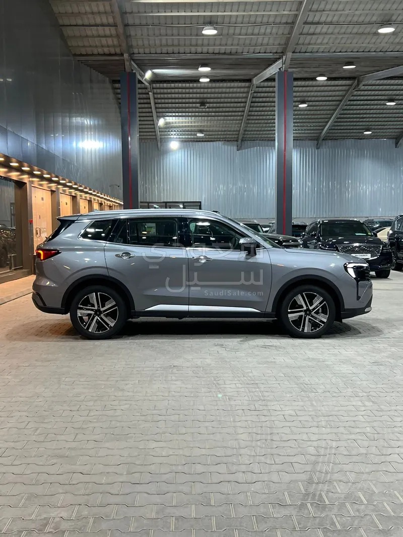 2026 فورد تيريتوري تيتانيوم بلس