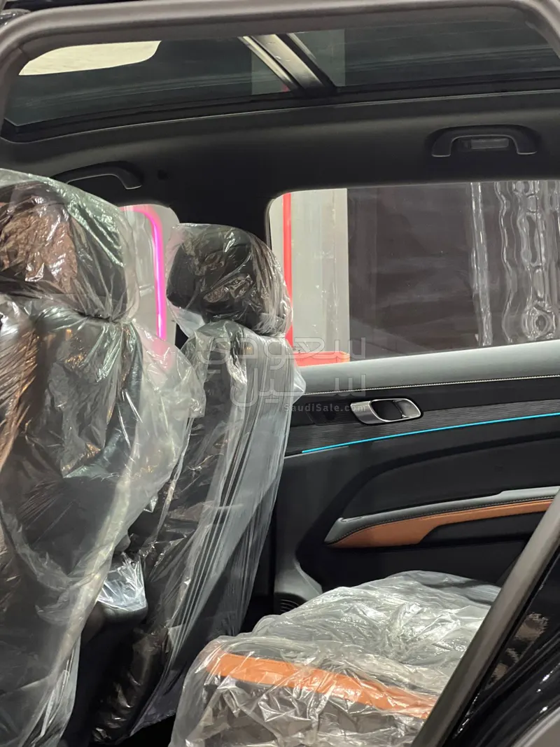 2026 فورد تيريتوري تيتانيوم بلس