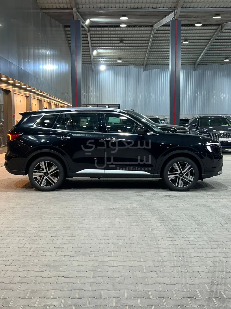 2026 فورد تيريتوري تيتانيوم بلس