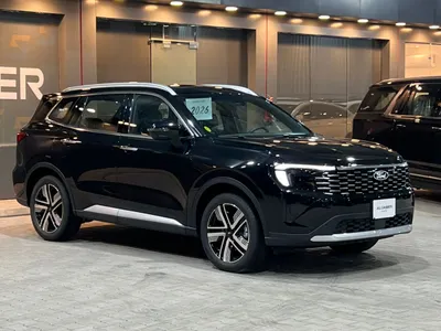 2026 فورد تيريتوري تيتانيوم بلس