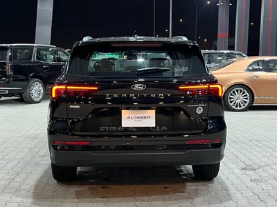 2026 فورد تيريتوري تيتانيوم بلس