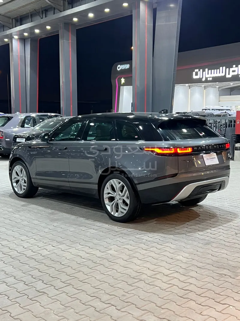 2018 لاند روفر رينج روفر فيلار فيلار