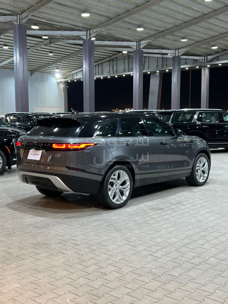 2018 لاند روفر رينج روفر فيلار فيلار