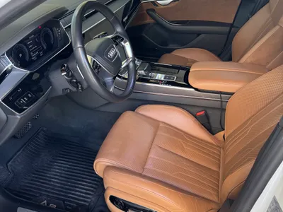 2018 اودي اي 8 ال 55تي اف اس أي