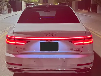 2018 اودي اي 8 ال 55تي اف اس أي