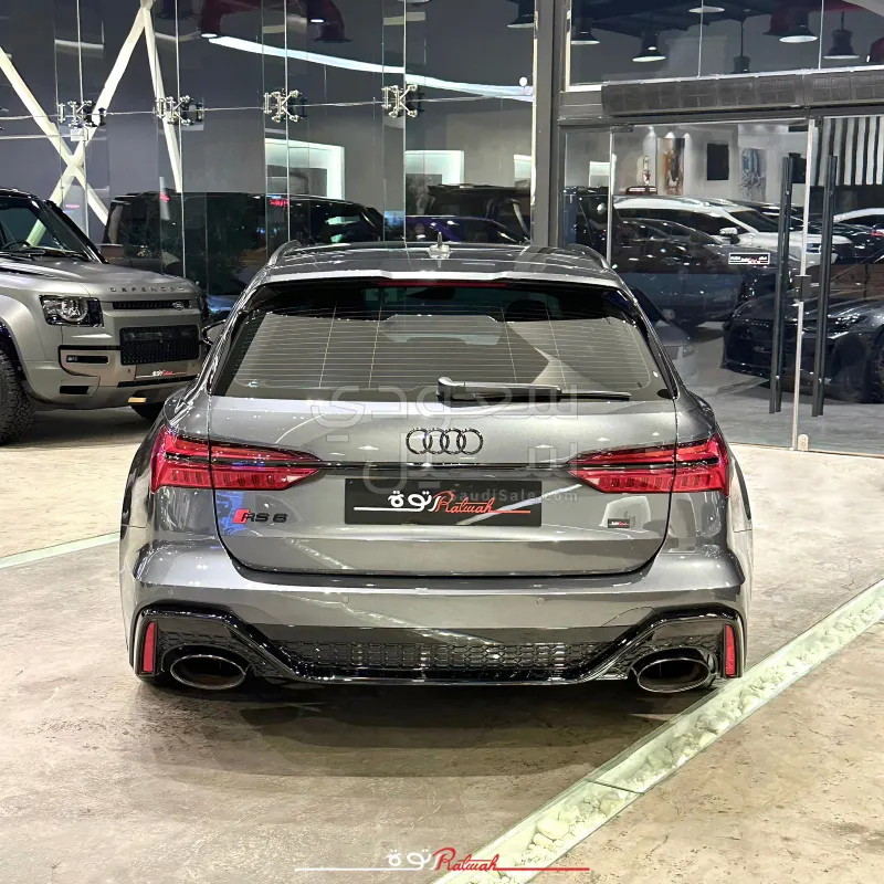 2025 اودي ار اس 6