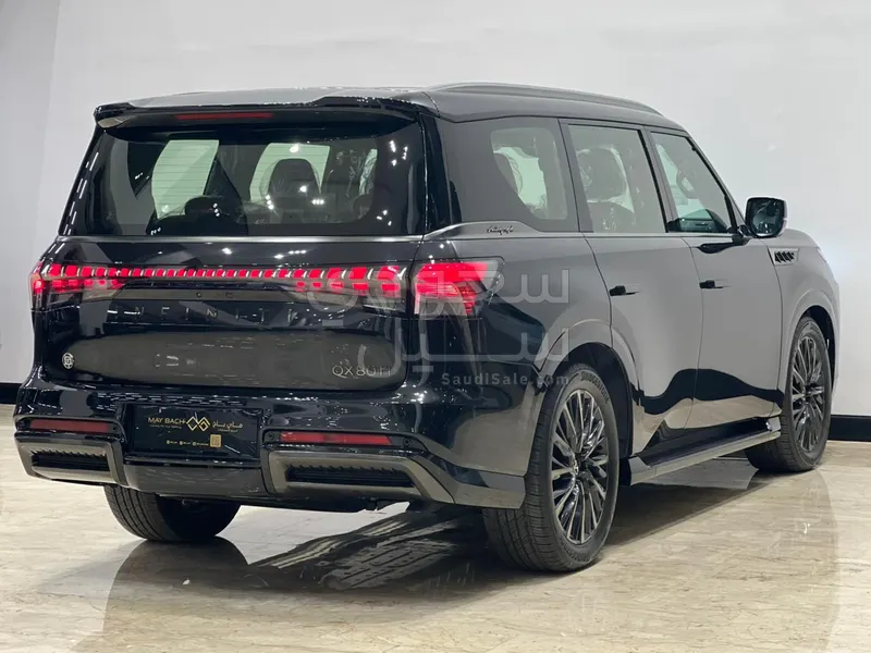 2025 انفينيتي كيو اكس 80