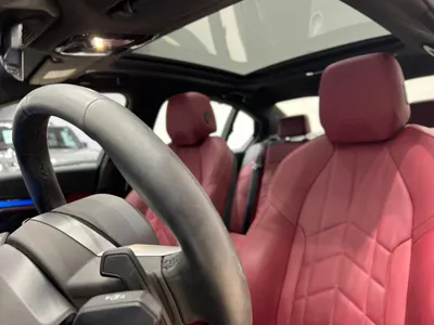 2024 بي ام دبليو الفئة الخامسة 520 أي إم كت