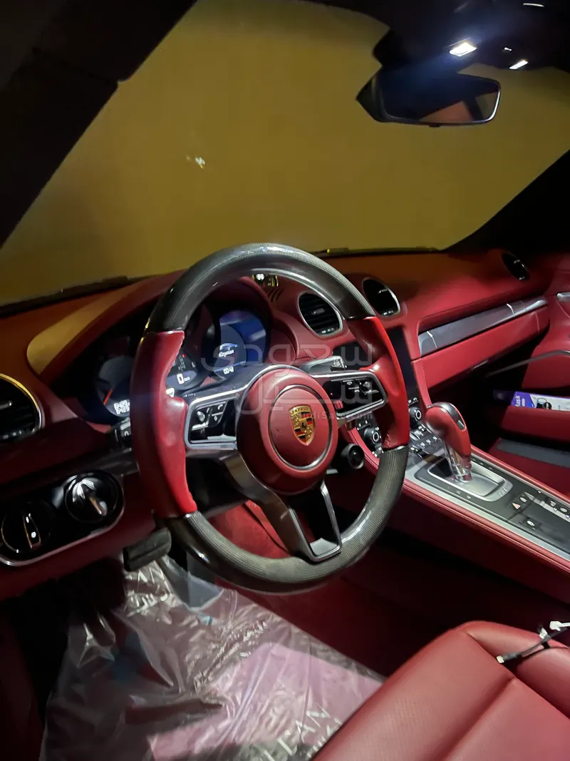 2025 بورش كايمان