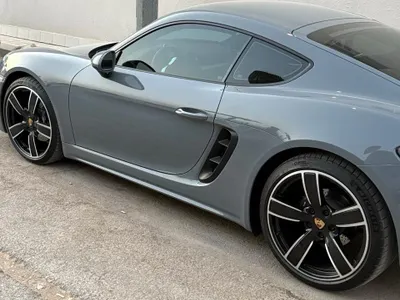 2025 بورش كايمان