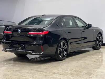 2026 بي ام دبليو الفئة السابعة 735أي