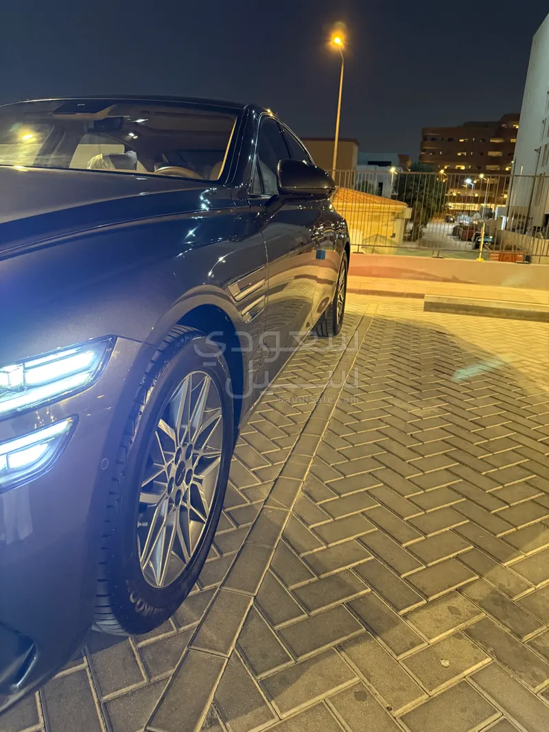 2025 جينيسيس جي 80