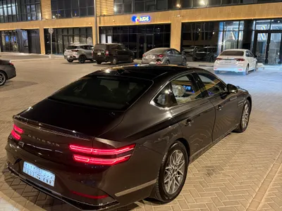 2025 جينيسيس جي 80