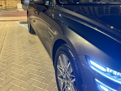 2025 جينيسيس جي 80